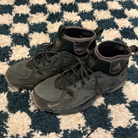 Nike ACG - Air Mowabb - Dark Green/Black - Size 9 men’s - Picture 1 of 7